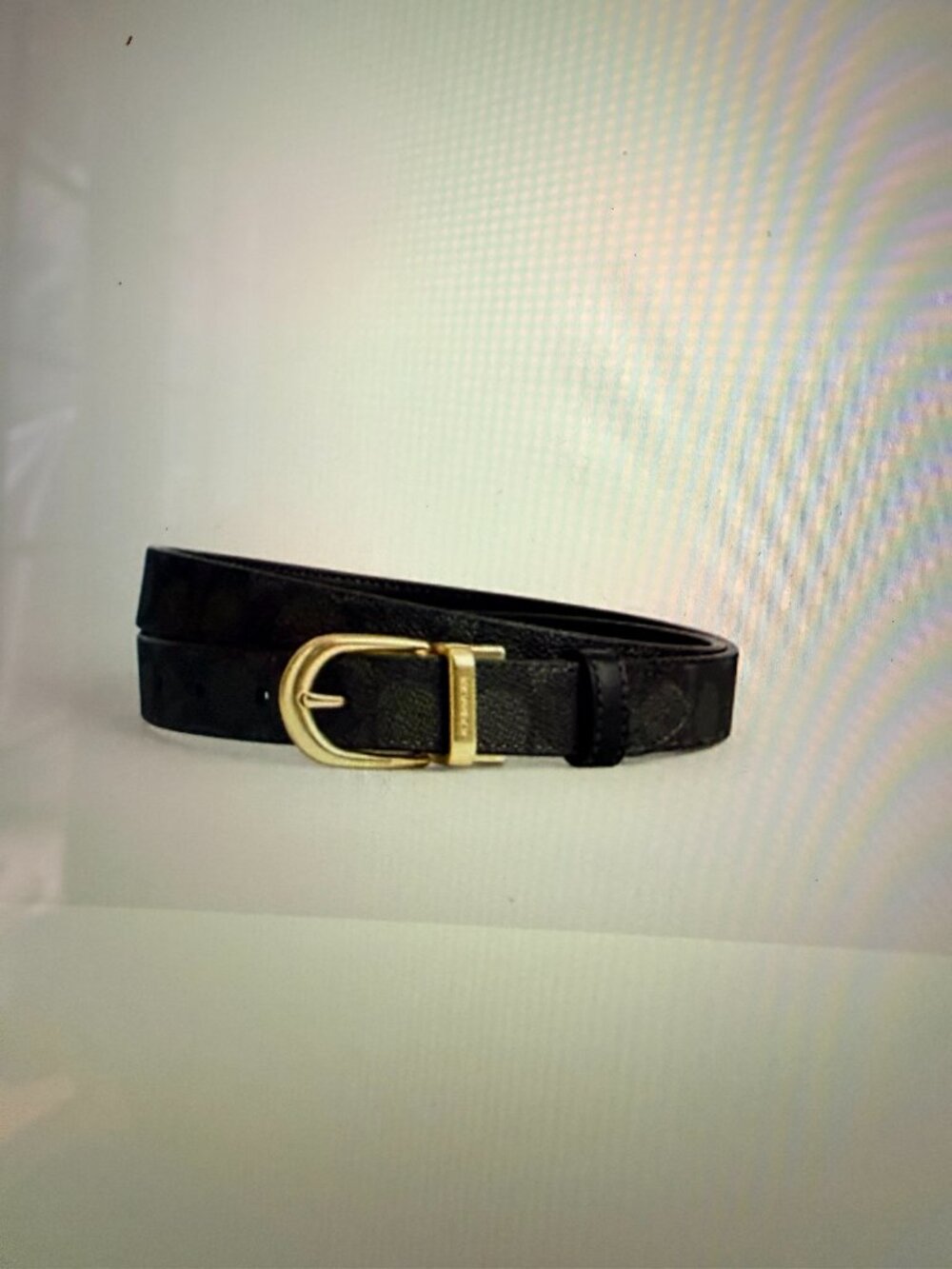 Men's Coach Belt, never worn. size 42, Black and walnut, Reversible, cut to size